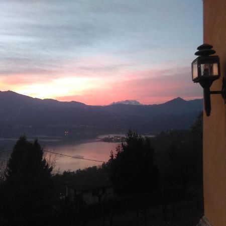 Cottage Sotto Il Faggio Centenario Ameno Екстериор снимка